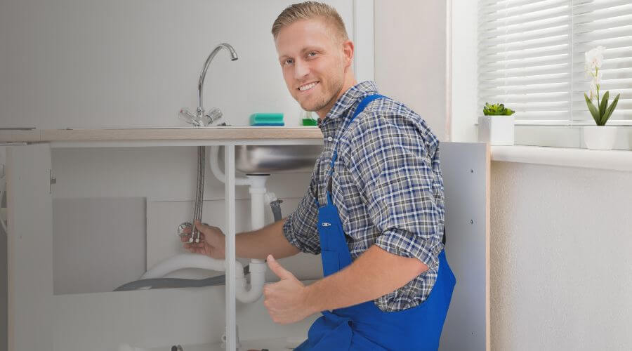 Professional sink repair in Hidalgo, IL